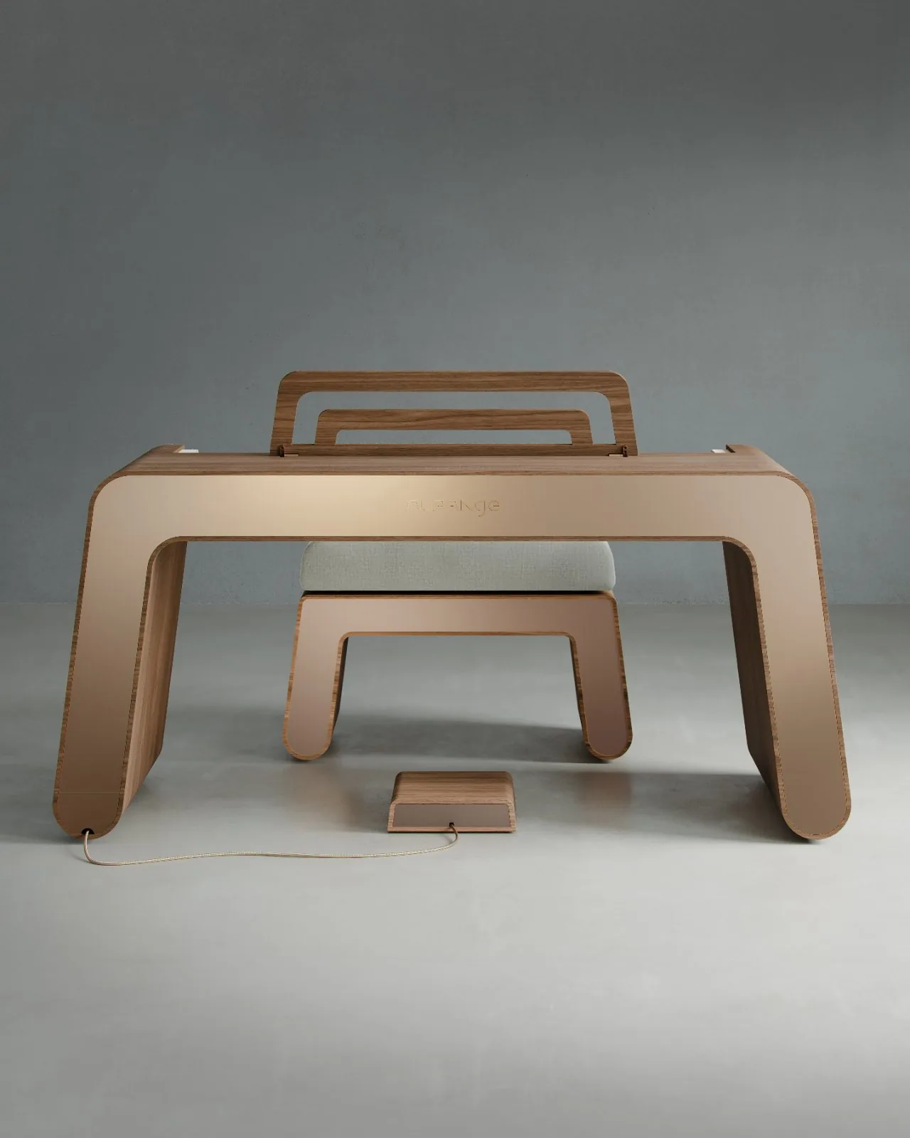 Vals Edition, back view, daylight