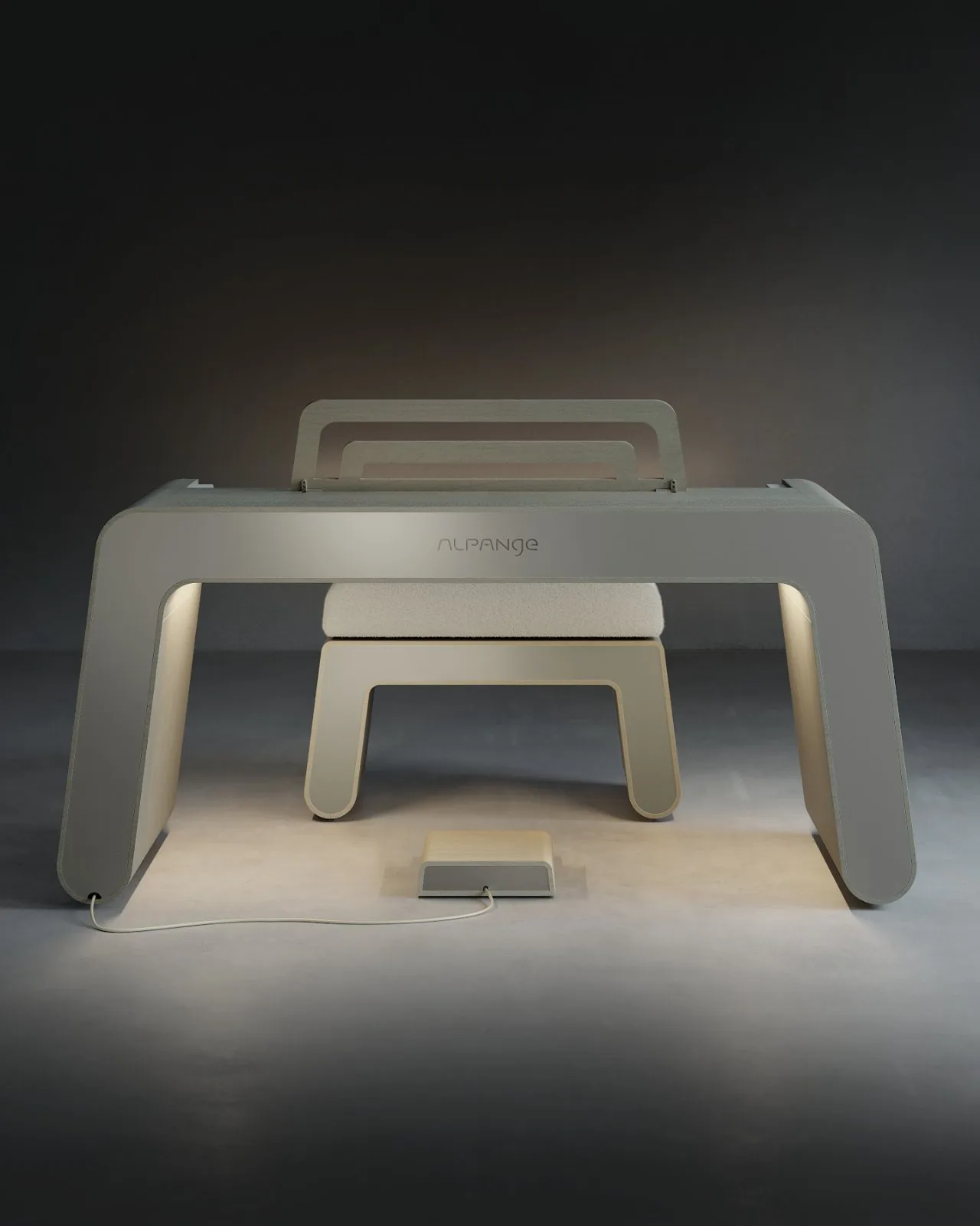 Névé Edition, back view, evening light